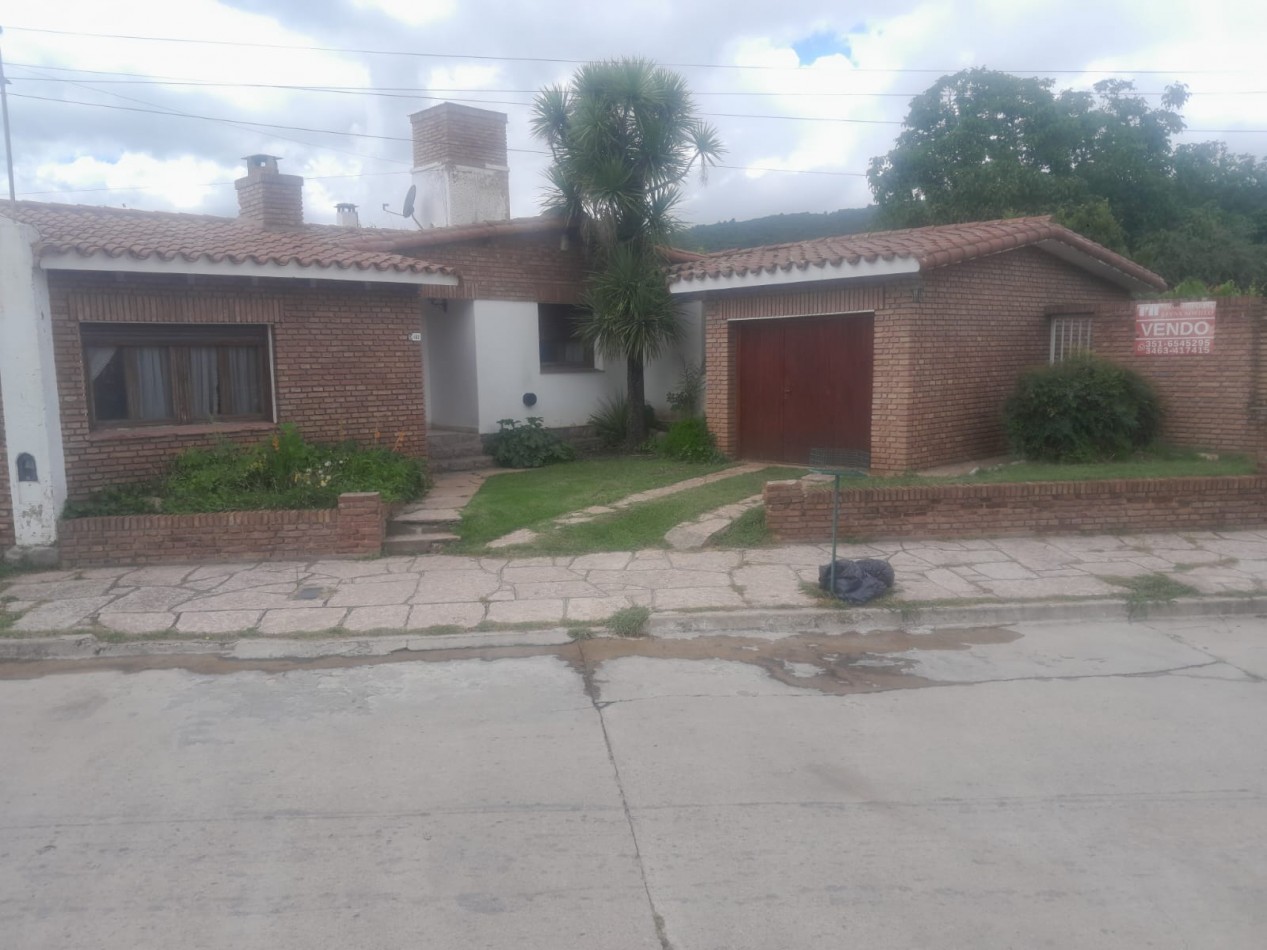 LA CUMBRE OPORTUNIDAD - CASA DE 3 DORMITORIOS - 2 BAñOS + DEPARTAMENTO INDEPENDIENTE