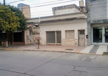 Barrio Cofico - Casa + Local comercial + departamento un dormitorio + mas galpon con foza