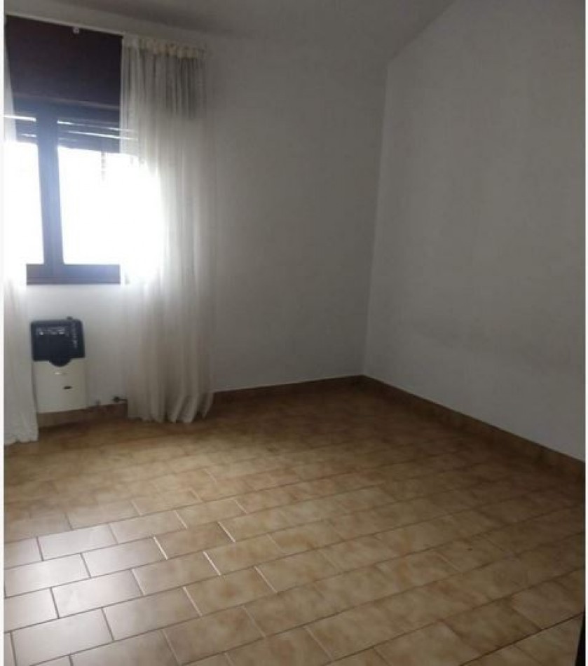 COLINA DE VELEZ SARFIELD 3 DORMITORIOS DOS BAÑOS PATIO Y QUINCHO