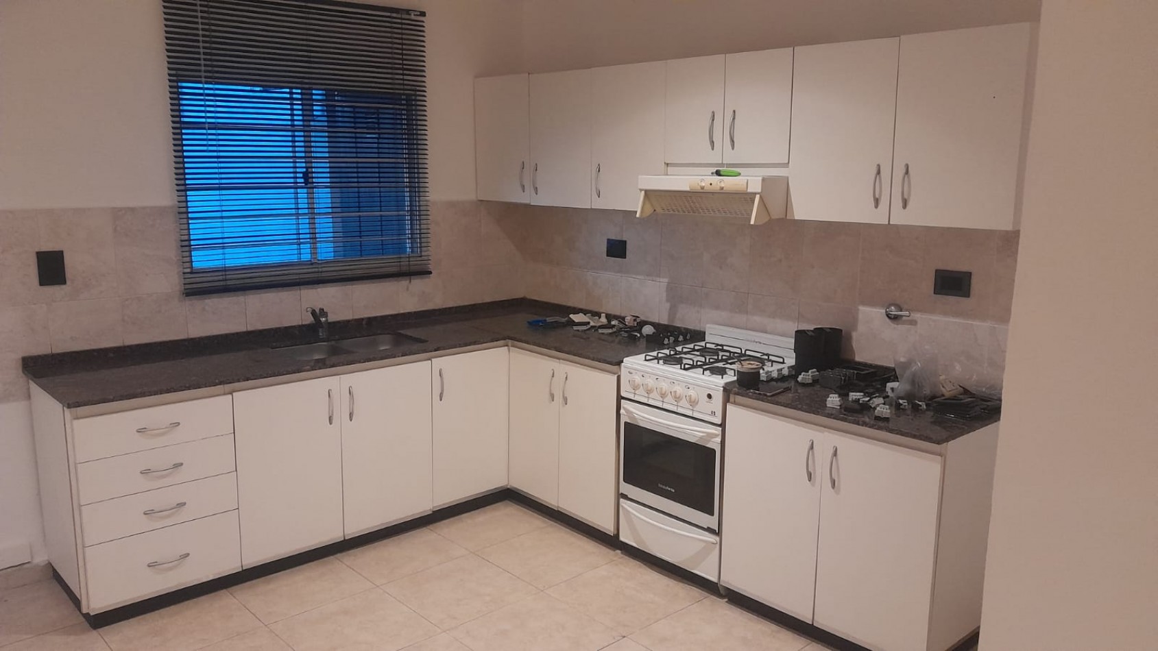 JARDINES DEL BOULEVAR - BARRIO CERRADO CONSEGURIDAD - BV LOS ALEMANES 6100