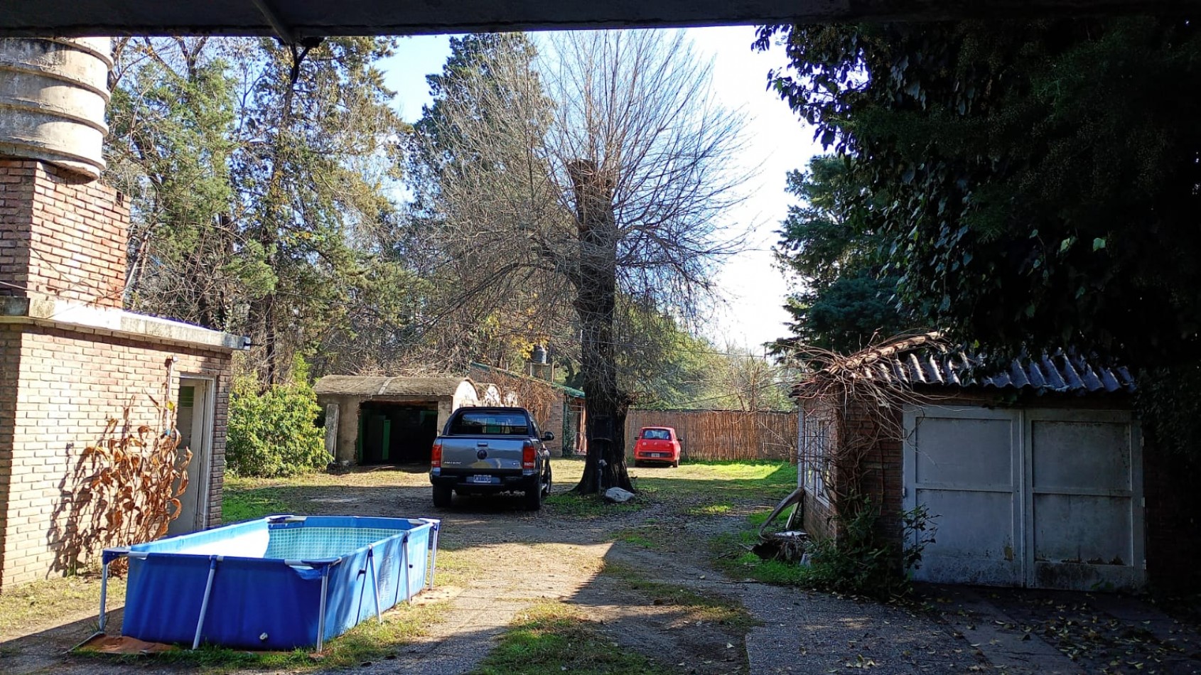 VILLA RIVERA INDARTE - Casa Mas Departamento, 1300 m de Terreno Gran Entorno Natural a 50 m. del Rio y 600 m del Paseo